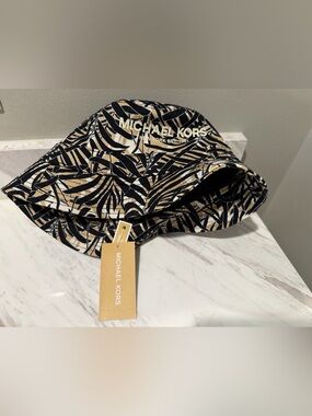 Michael Kors MK Bucket Hat Cotton Unisex One Size OS AOP Leaves Black Brown NWT